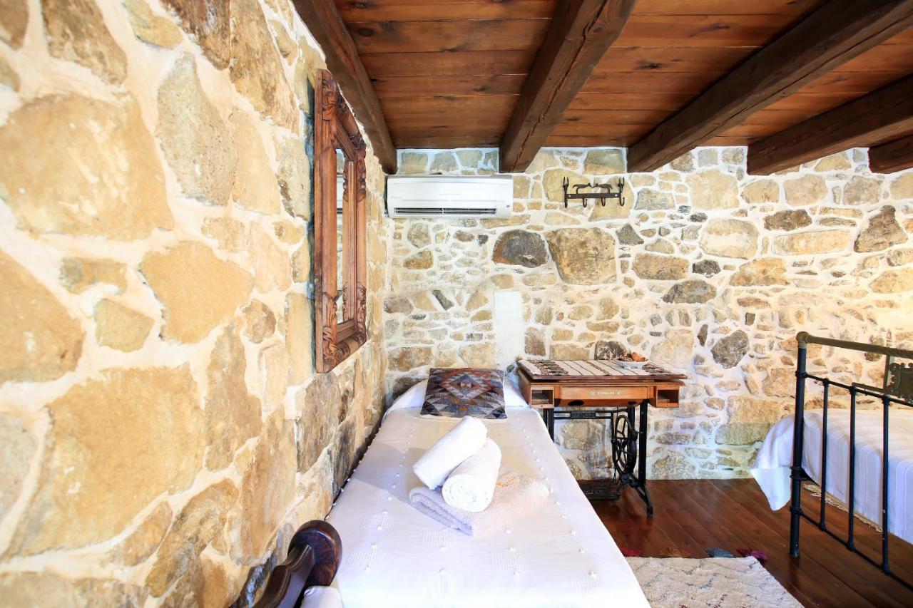 Villa Radamanthis Sivas Екстер'єр фото