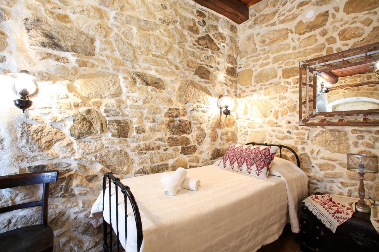 Villa Radamanthis Sivas Екстер'єр фото